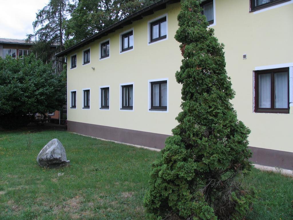 Hostel M Maribor Ngoại thất bức ảnh